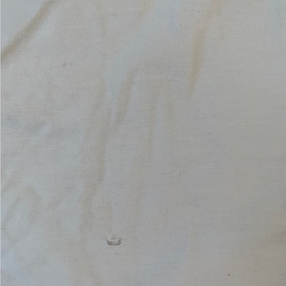 White gymshark drop tank - Picture 3 of 3